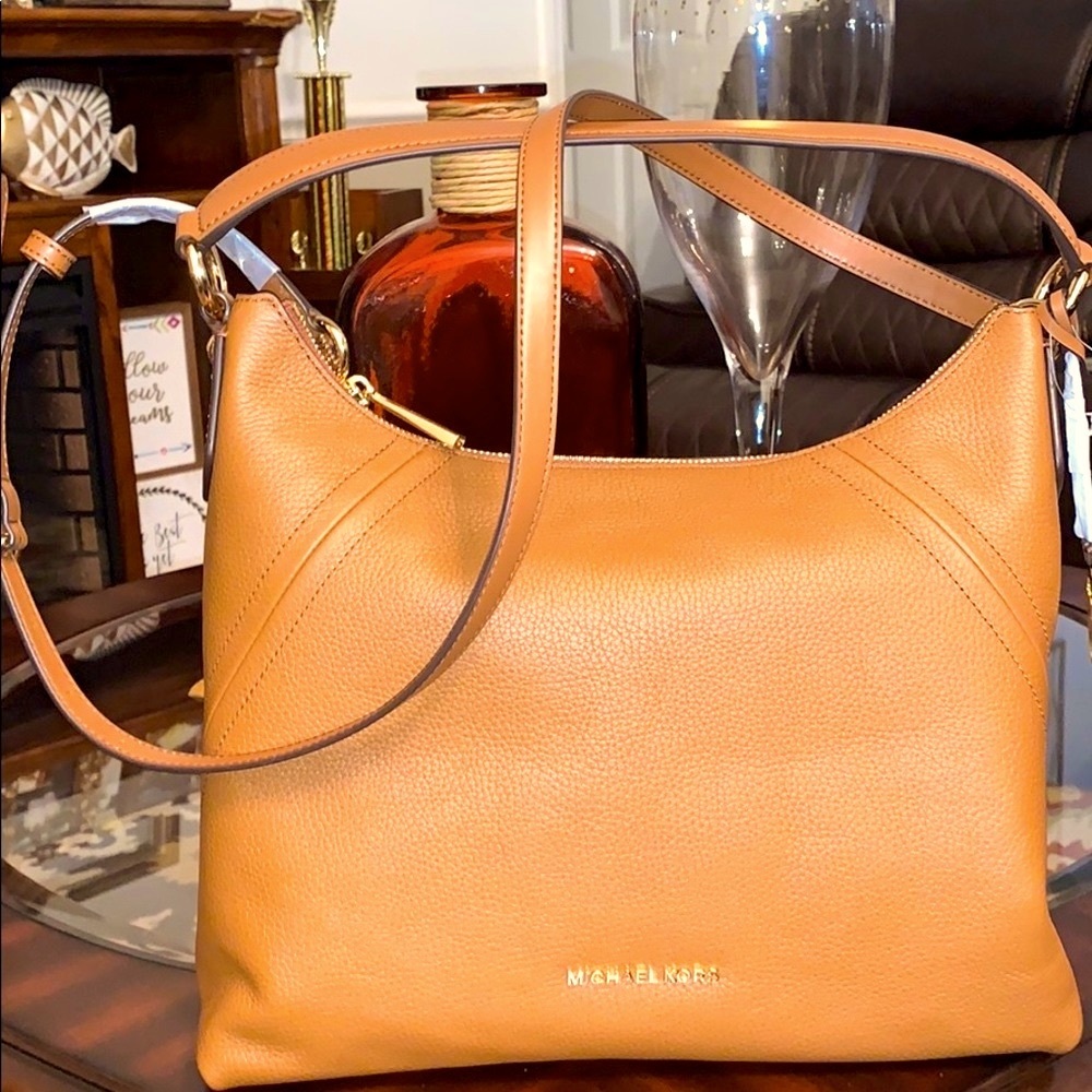 Micheal Kors Purse